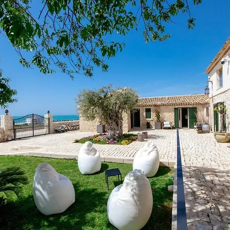 Poggio Leano Boutique Hotel-2